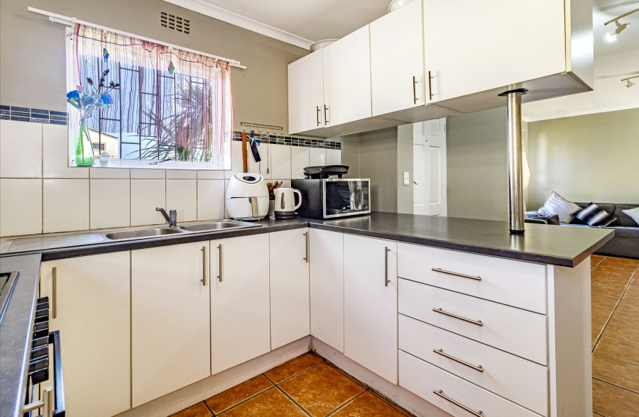 3 Bedroom Property for Sale in Victoria Park Western Cape